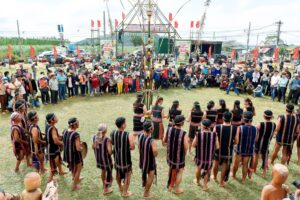 cong chieng le hoi hoa da quy