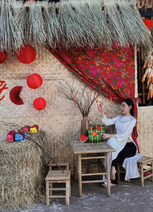 không gian Huế xưa được tái hiện tại tiệm cà phê Túi Yên Bình ở Pleiku Gia Lai chụp checkin đẹp nhất Pleiku